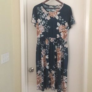 Reborn J floral midi dress